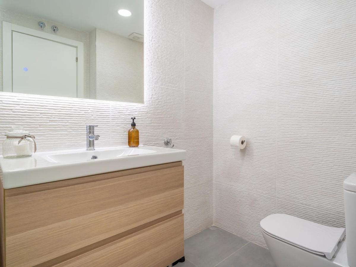 Sanders San Patricio - Dreamy Two-Bedroom Apartment Downtown Málaga Exteriör bild